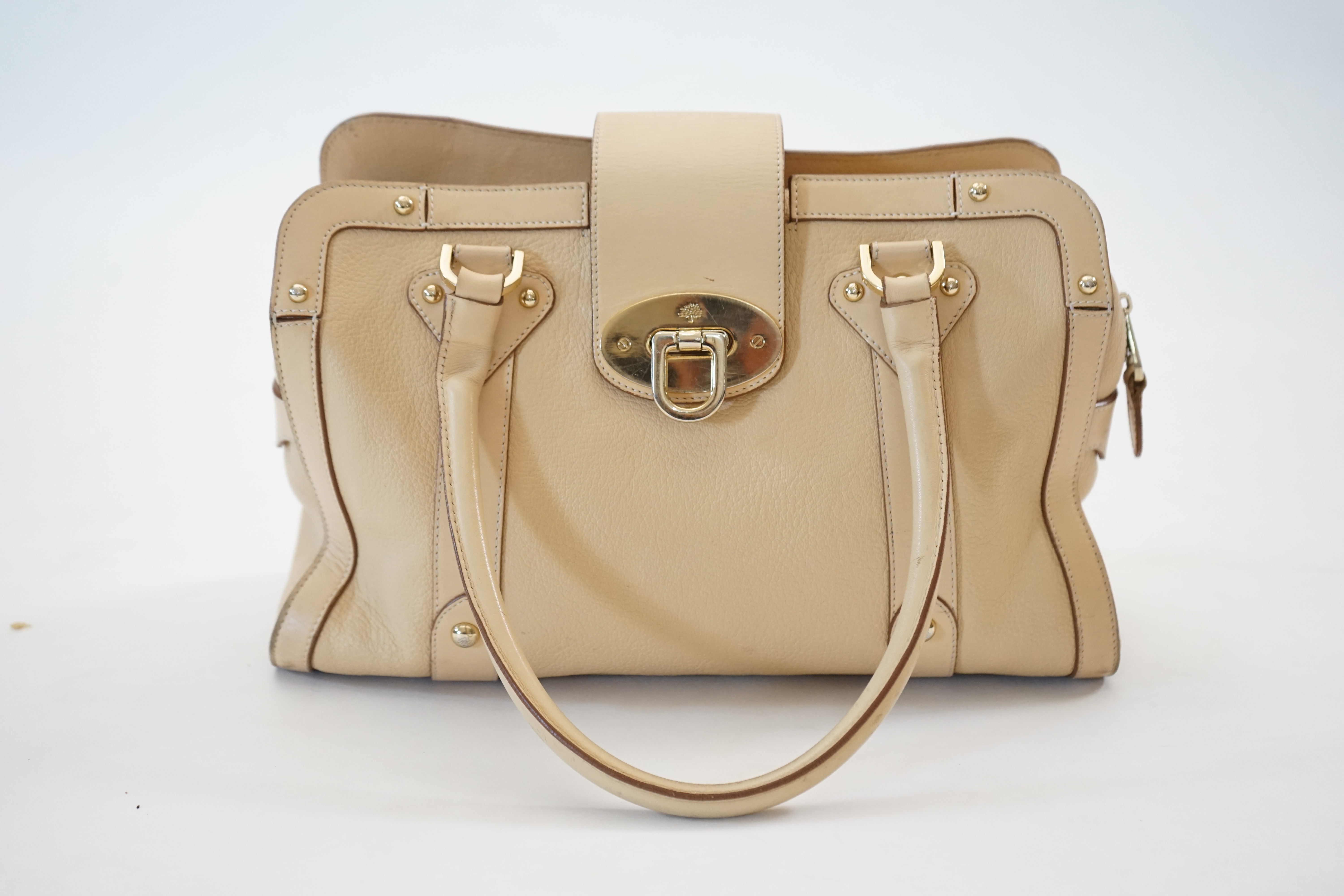 A Mulberry Fitzrovia beige tote/shoulder bag width 27cm, depth 15cm, height 22cm